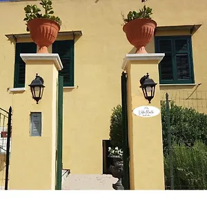  Aparthotel Marta A Due Passi Dalla Clinica Ortopedica Rizzoli E Da Santa Teresa Italia